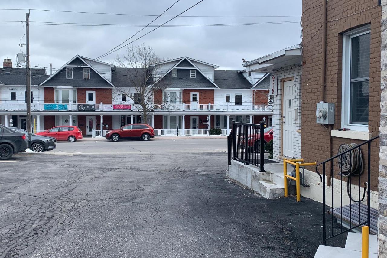 Lucien Motel Whitby Εξωτερικό φωτογραφία
